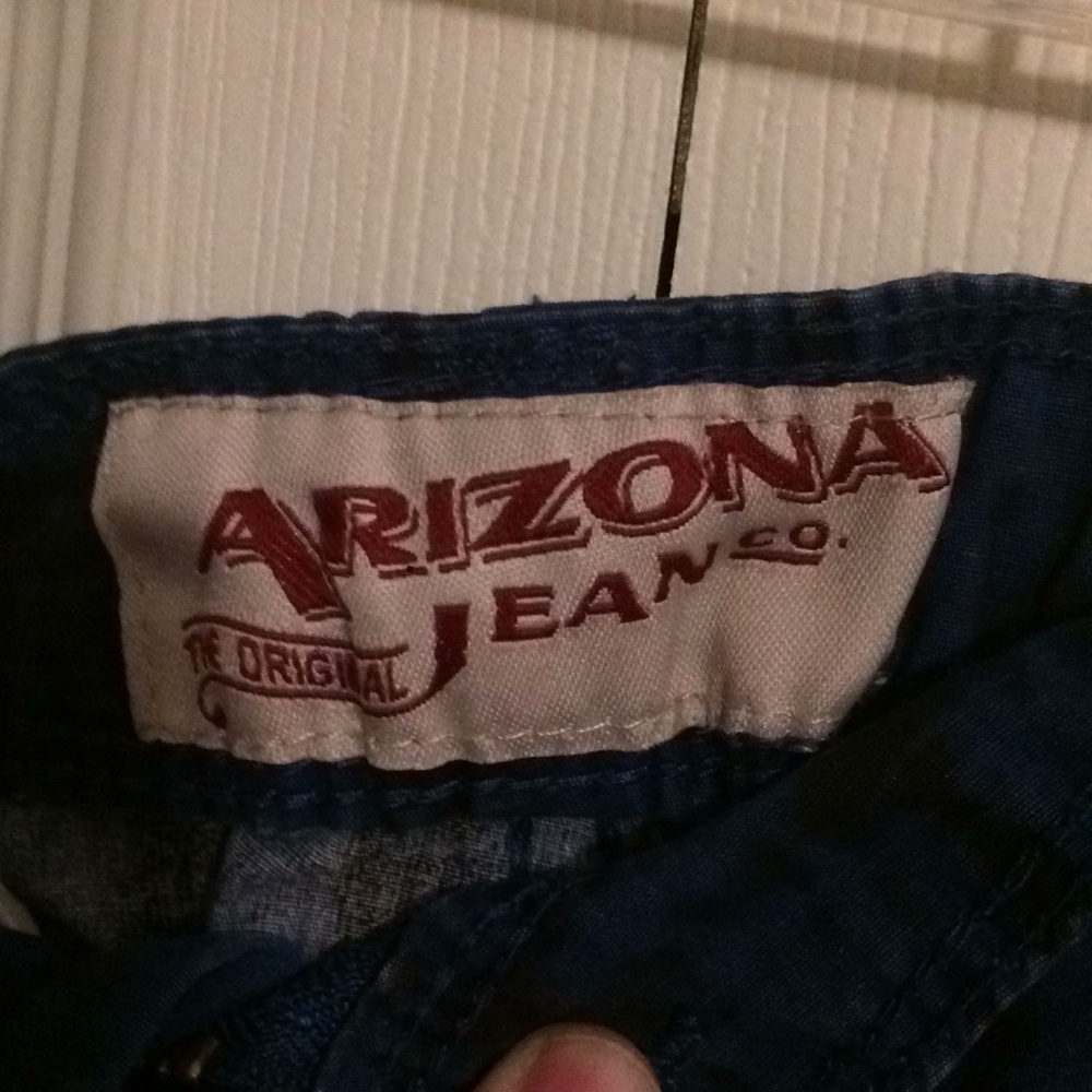 Vintage Arizona 2-Tone “Black-N-Blue” Shorts - Picture 4 of 5